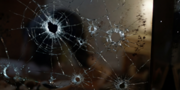 "Bullet Machine": el cortometraje que visibiliza el impacto de la violencia contra periodistas en sus familias 3 “Bullet Machine”: el cortometraje que visibiliza el impacto de la violencia contra periodistas en sus familias