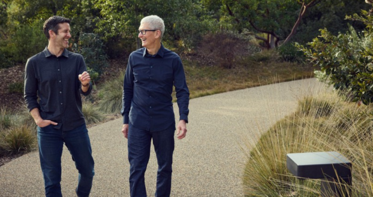 Tim Cook dejará la dirección de Apple y John Ternus asumirá como nuevo CEO