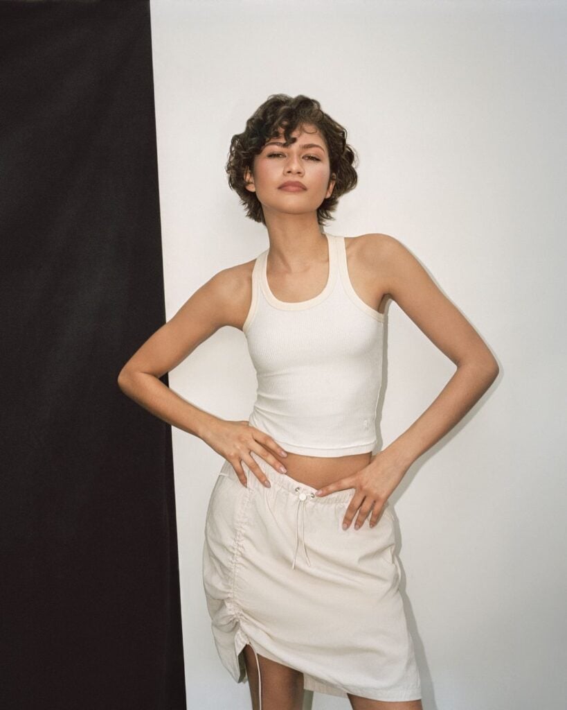 Zendaya y On presentan su primera colección cocreada de ropa y zapatillas 2 Zendaya y On presentan su primera colección cocreada de ropa y zapatillas