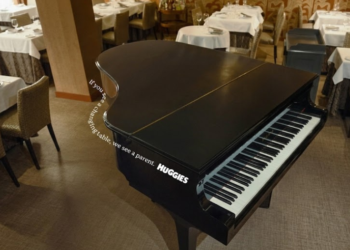 MercadoNegro 17 Campaña de Huggies