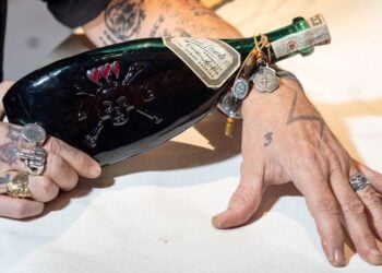 MercadoNegro 15 PORTADA MN 2026 04 07T154155.804