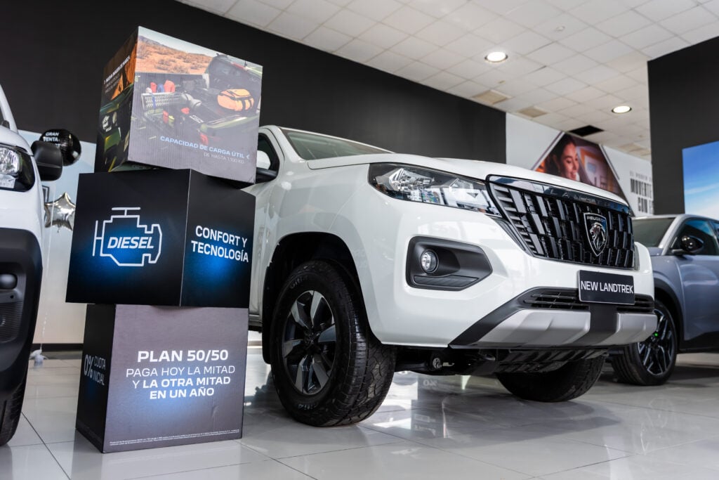 Peugeot Perú extiende su campaña "Gran Venta" con tasas desde 0% para su pickup Landtrek 5 Peugeot