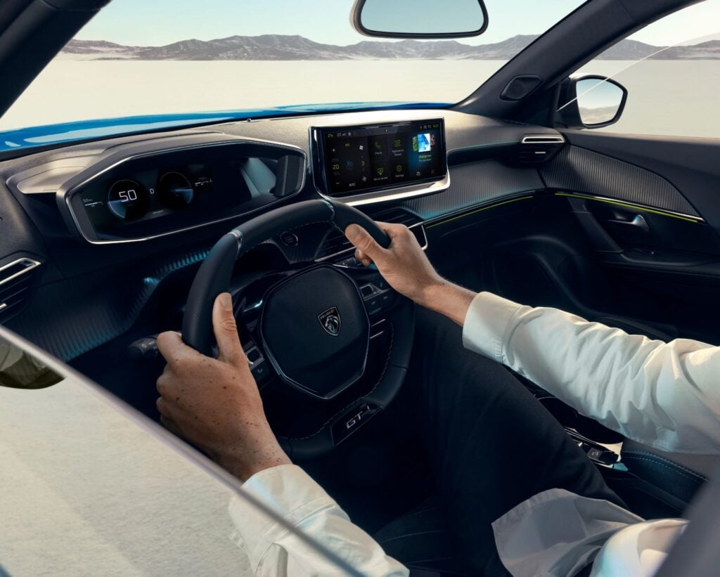 Peugeot Perú extiende su campaña "Gran Venta" con tasas desde 0% para su pickup Landtrek 7 Peugeot