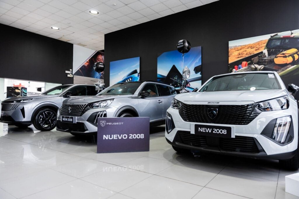 Peugeot Perú extiende su campaña "Gran Venta" con tasas desde 0% para su pickup Landtrek 3 Peugeot