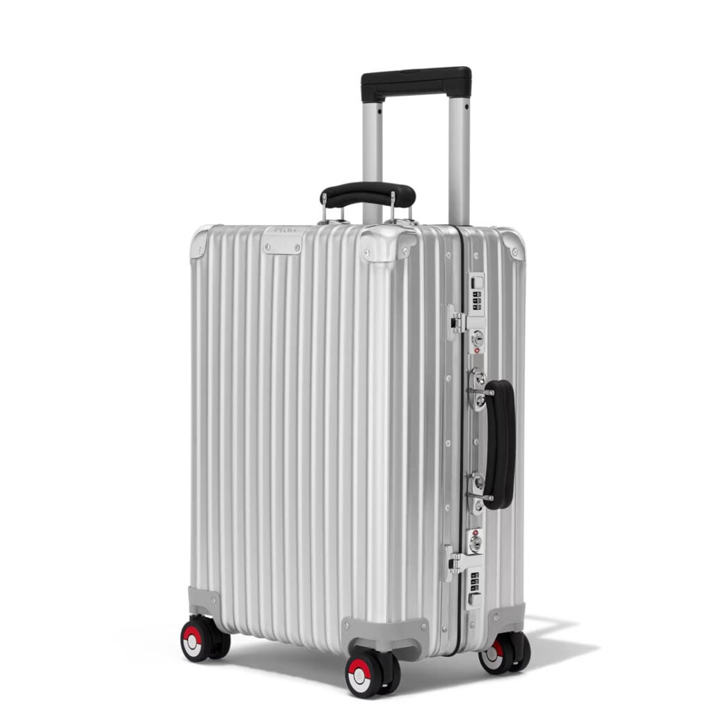 Pokémon x RIMOWA: así luce la colección accesorios para maletas inspirados en la franquicia 8 177996969193