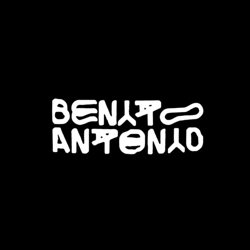 Bad Bunny registra la marca de ropa Benito Antonio