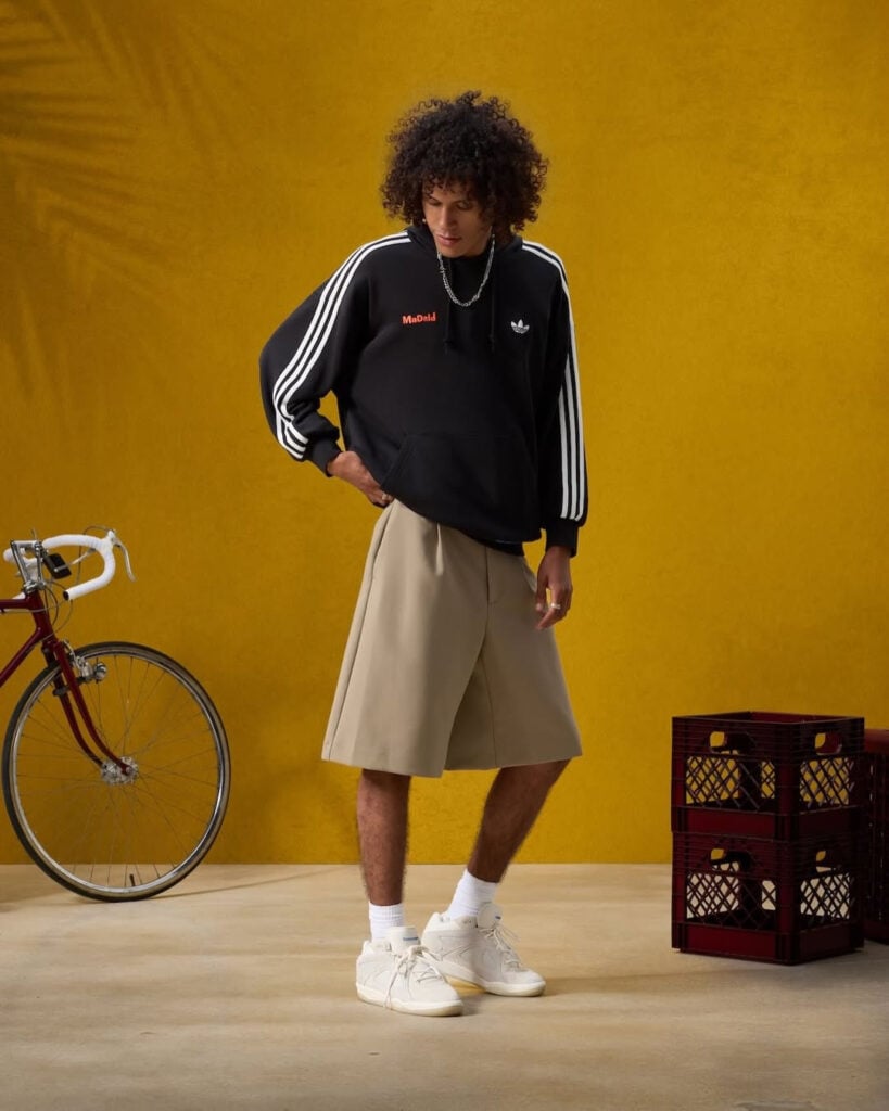 @hypebeaststyle @badbunnypr comparte su amor por Espana con una coleccion exclusiva de @adidaso
