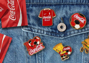 MercadoNegro 15 Coca-Cola Brasil lanza colección de pines