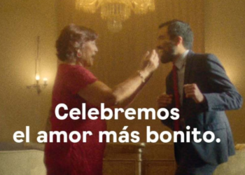 «El amor más bonito»: Gloria retrata el vínculo entre madres e hijos en el Día de la Madre