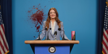 Ashley Barrett de "The Boys" protagoniza la nueva campaña de Liquid Death 2 Ashley Barrett de "The Boys" protagoniza la nueva campaña de Liquid Death