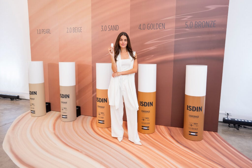 ISDIN Coverage llega al Perú: la primera base con muy alta protección SPF 50+ y alta cobertura 12 ISDINCOVERAGEHOTELBAM@MANGUSPH 1054 1