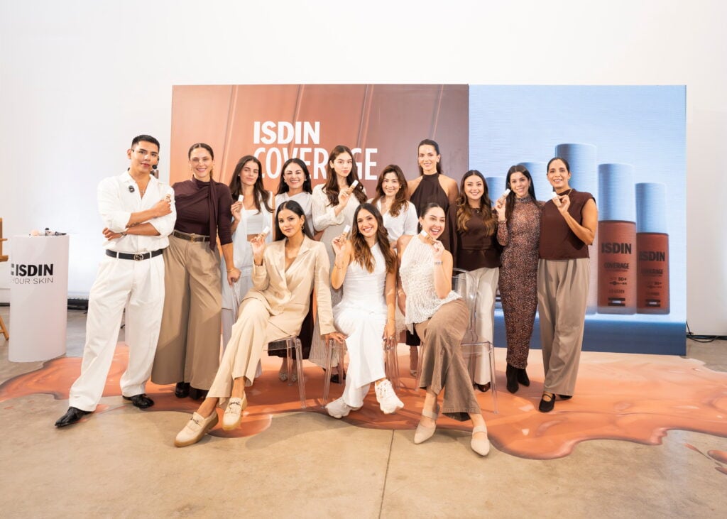 ISDIN Coverage llega al Perú: la primera base con muy alta protección SPF 50+ y alta cobertura 16 ISDINCOVERAGEHOTELBAM@MANGUSPH 1325 1