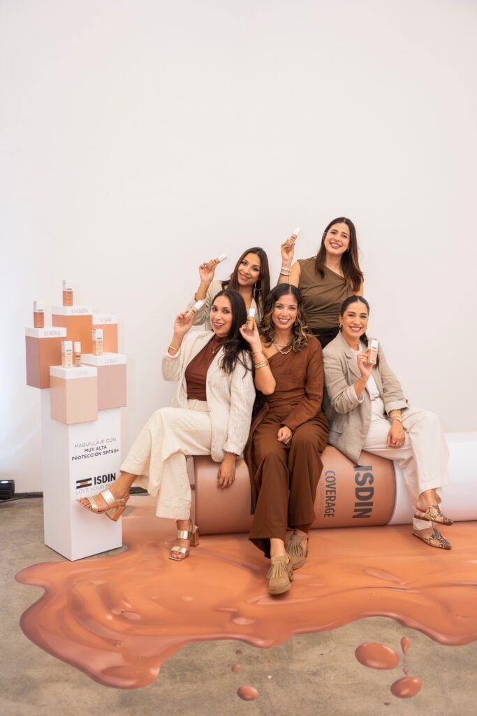 ISDIN Coverage llega al Perú: la primera base con muy alta protección SPF 50+ y alta cobertura 5 ISDINCOVERAGEHOTELBPM@MANGUSPH 1002 1