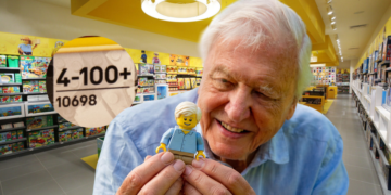 LEGO aumenta la edad máxima a +100 para homenajear a David Attenborough