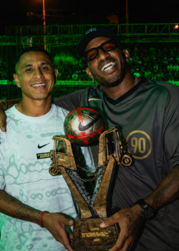MercadoNegro 44 Nike "Toma El Juego" llevó el fútbol callejero a La Herradura junto a Farfán y Yotún