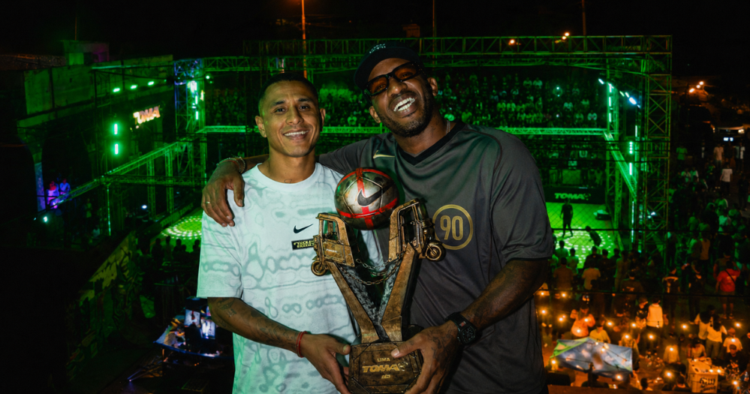 Nike "Toma El Juego" llevó el fútbol callejero a La Herradura junto a Farfán y Yotún