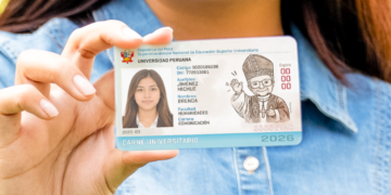 Carné universitario 2026 rendirá homenaje al papa León XIV
