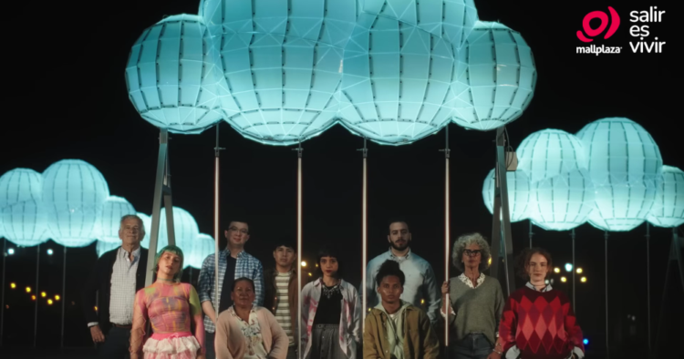 Mall Plaza presenta una campaña en la que recuerda la importancia de las conexiones humanas