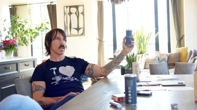 "Jolene": la marca de café con granos peruanos creada por el vocalista de Red Hot Chili Peppers 1 Vocalista de Red Hot Chili Peppers lanza café con granos peruanos