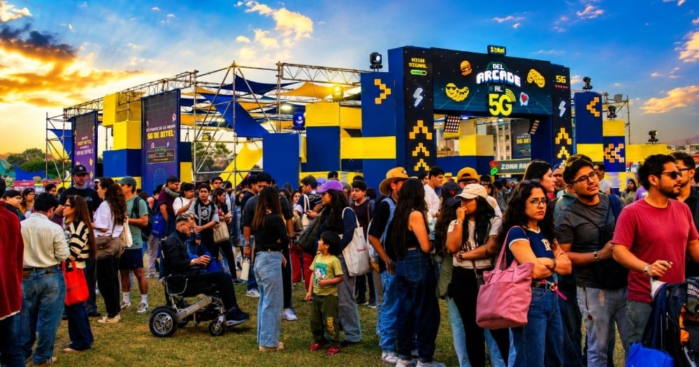 Bitel convirtió el Burger Fest 2026 en una experiencia 5G: tecnología, gaming y música conquistaron a la Gen Z 4 image 39