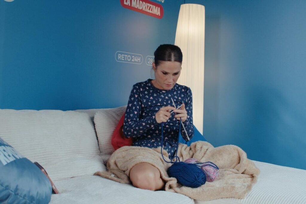 Verdeliss cumpliendo el reto de 24 horas de Domino's. 