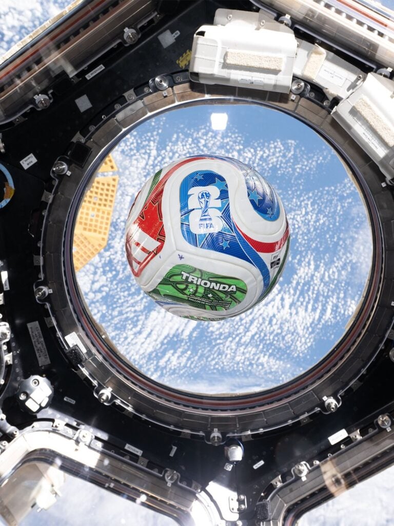 NASA pone a prueba la pelota del Mundial 2026 en el espacio.