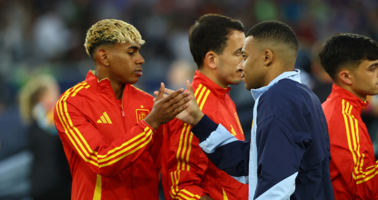 Mbappé y Lamine Yamal lideran el ranking de futbolistas con más registros de marca 1 Mbappé y Lamine Yamal lideran el ranking de futbolistas con más registros de marca. Foto: REUTERS/Kai Pfaffenbach