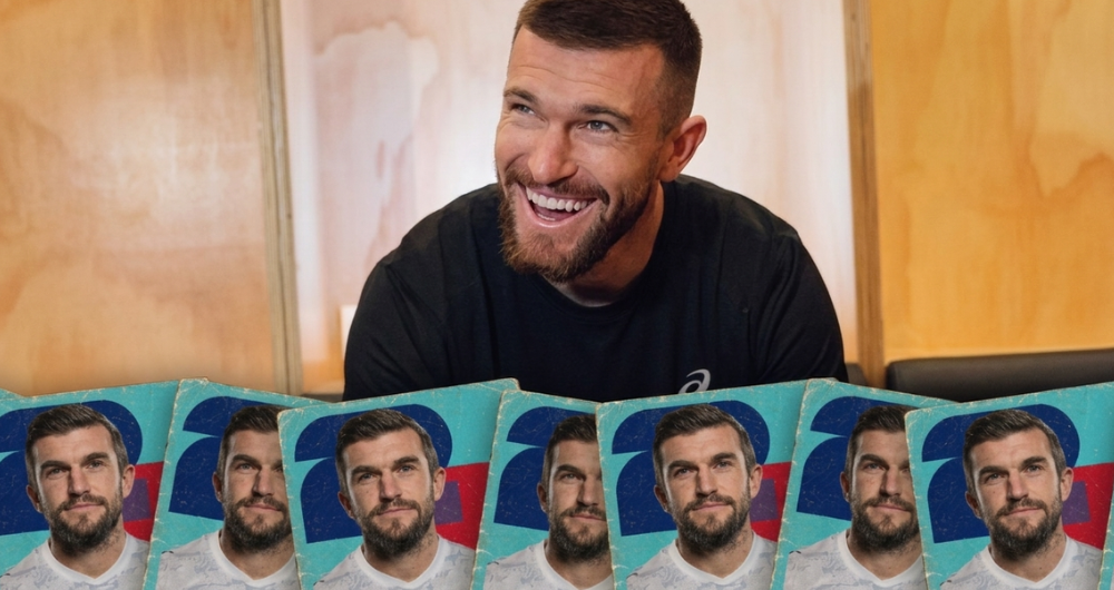 Domino's España ofrece un año de pizza gratis a quien tenga más cromos de Tim Payne. Foto: Composición MN