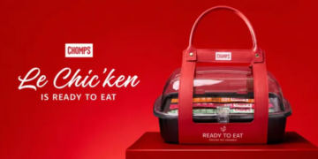 Chomps lanza una cartera en forma de envase de pollo