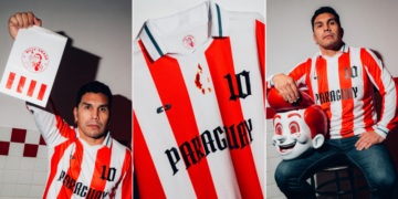 Crean camiseta con sangre de Salvador Cabañas para celebrar el regreso de Paraguay al Mundial 4 Crean camiseta con sangre de Salvador Cabañas para celebrar el regreso de Paraguay al Mundial