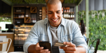 Ecommerce en Perú: ticket de compra online duplica al de las tiendas físicas, según Worldpanel