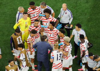 Pausas de hidratación del Mundial 2026: ¿bienestar de los jugadores o nueva ventana comercial? Foto: DANIEL COLE (REUTERS)