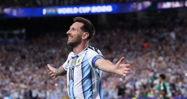 Lionel Messi cumple 39 años: así lo celebran las marcas alrededor del mundo 1 Lionel Messi cumple 39 años: así lo celebran las marcas alrededor del mundo Foto: Michael Steele/Getty Images.