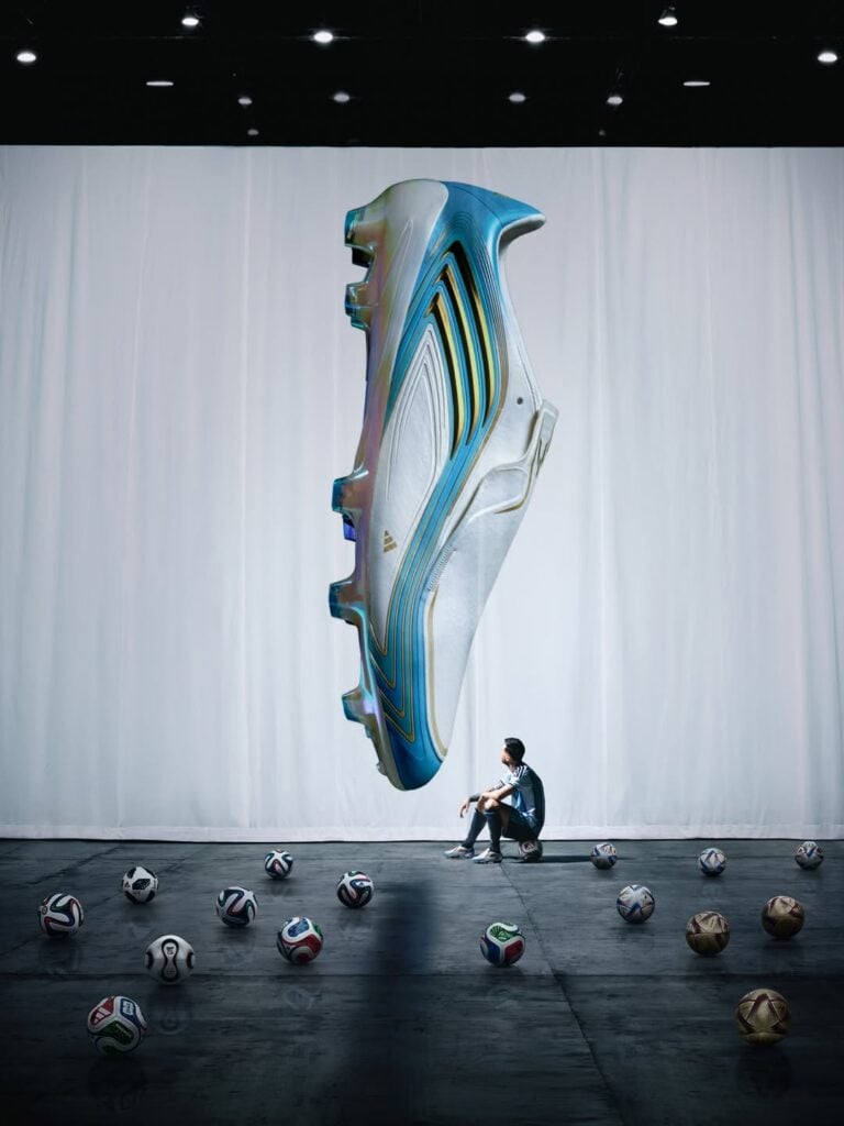 MESSI ADIDAS 2