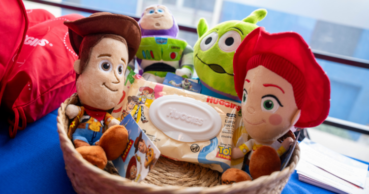 Huggies apuesta por la nostalgia de Toy Story para llevar una franquicia de cine al cuidado infantil 1 Huggies apuesta por la nostalgia de Toy Story para llevar una franquicia de cine al cuidado infantil