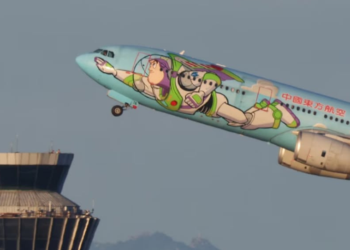 Toy Story 5 despega más allá del cine: China Eastern convirtió un avión en parte de la película