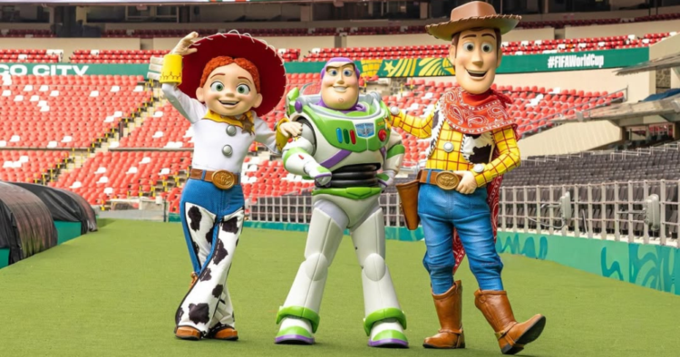Toy Story 5 se suma a la fiebre del Mundial 2026 con aparición en el Estadio Ciudad de México
