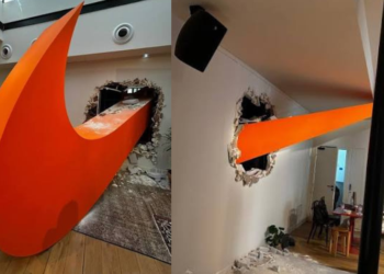 Ícono de Nike atraviesa showroom en París y convierte su fachada en una experiencia de marca