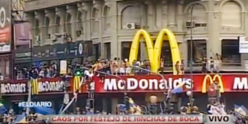 McDonald’s lanza campaña en Nueva York para recibir a hinchas argentinos durante el Mundial 2026 1 McDonald’s lanza campaña en Nueva York para recibir a hinchas argentinos durante el Mundial 2026