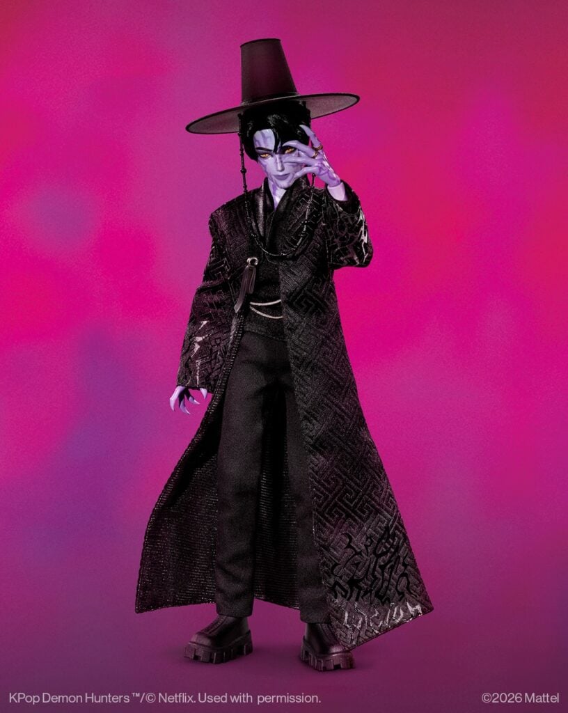 Kpop Demon Hunters: Mattel lanza muñeco inspirado en Jinu, líder de los Saja Boys 2 Winner of the Mattel Creations Revealed fan vote Demon Jinu in his Your Idol outfit and hes 1