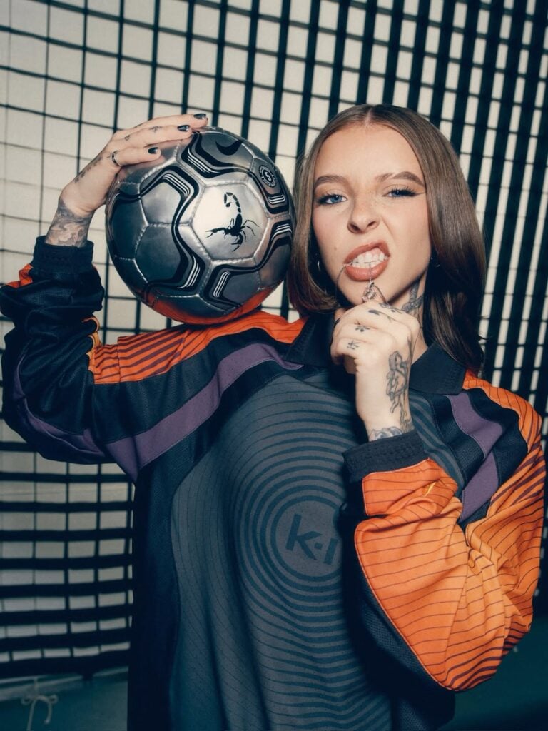 Guerra de marcas: adidas y Nike compiten por la mejor campaña mundialista 2026 4 young