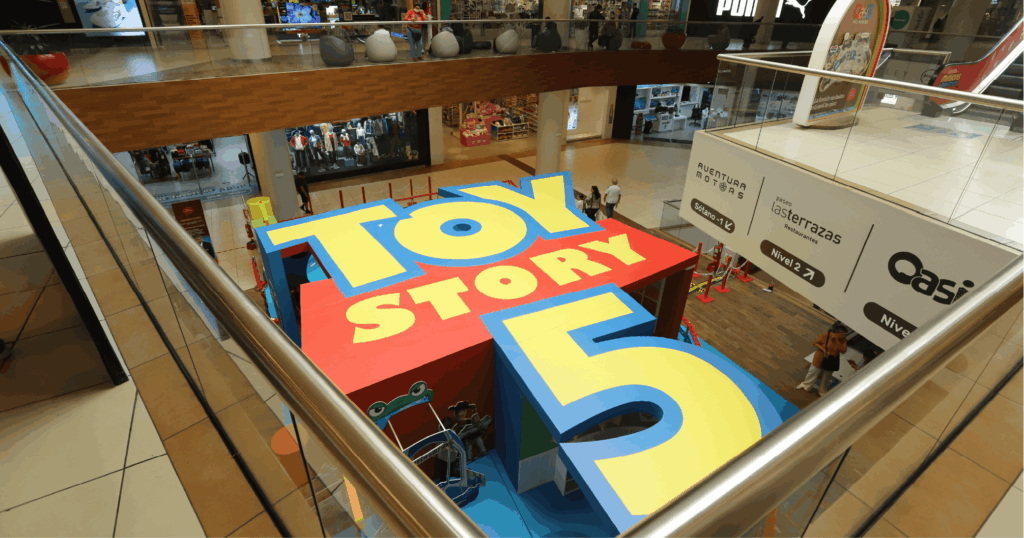 Mall Aventura convierte Toy Story 5 de Disney y Pixar en una experiencia inmersiva para las familias peruanas 4 1000x525 05 1