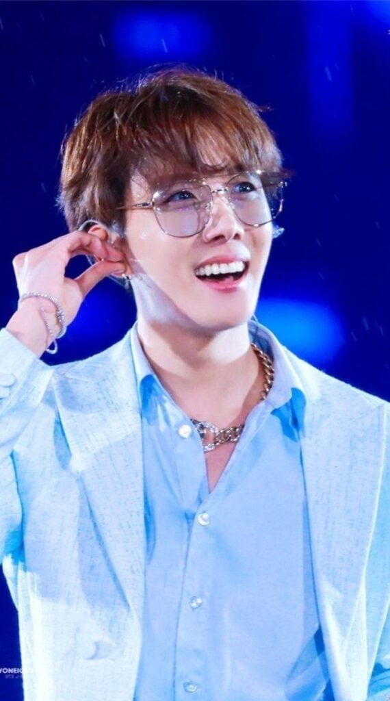 Colgate convierte la sonrisa de J-Hope en el mejor referente de su nuevo Optic White 3 5ed9dddae7873787d2d3358c7419e69c