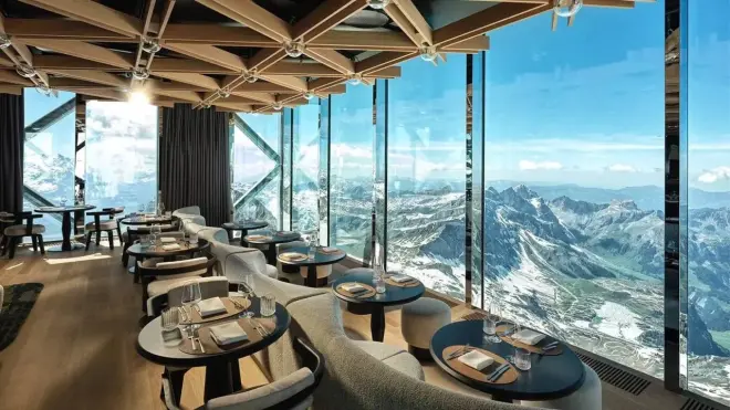 Rolex inaugura su boutique más alta del mundo a más de 3.000 metros en los Alpes suizos 3 6a3a74c1621de