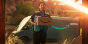 Amazon reúne a Butcher y Homelander en un épico spot de su servicio de entregas 2 Amazon