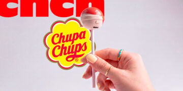 Chupa Chups presenta un micrófono inspirado en la silueta de su golosina 2 Chupa Chups presenta un micrófono inspirado en la silueta de su golosina