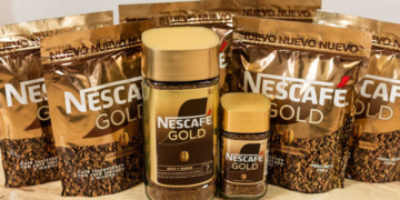 NESCAFÉ Gold refuerza su presencia en Perú con nuevos formatos de café soluble premium