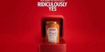 Heinz convierte una receta viral de TikTok en una salsa capaz de provocar un "sí, acepto" 2 Heinz convierte una receta viral de TikTok en una salsa capaz de provocar un si acepto
