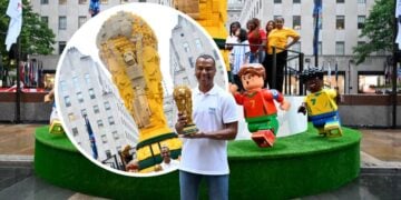 LEGO construye el trofeo de la Copa Mundial de la FIFA más grande del mundo 4 LEGO COPA MUNDIAL