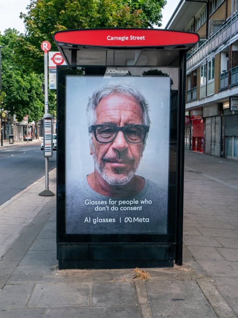 Jeffrey Epstein protagoniza una campaña contra las Meta Glasses por privacidad 2 La imagen de Jeffrey Epstein entra en el debate sobre las Meta Glasses